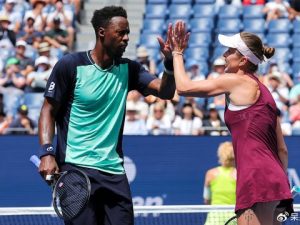 斯维托丽娜与孟菲尔斯宣布结束八年婚姻